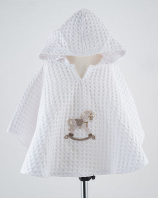 PONCHO MIT ABGERUNDETEN ECKEN