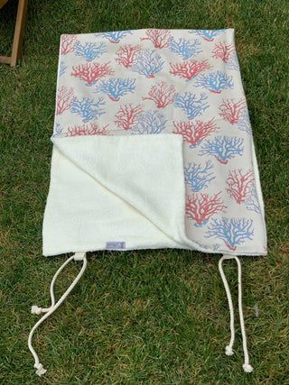 LINED BEACH AND POOL TOWEL - CORALLI