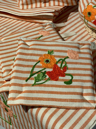 POT HOLDER - Orange Flowers