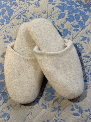 Cashmere - Slippers in beige